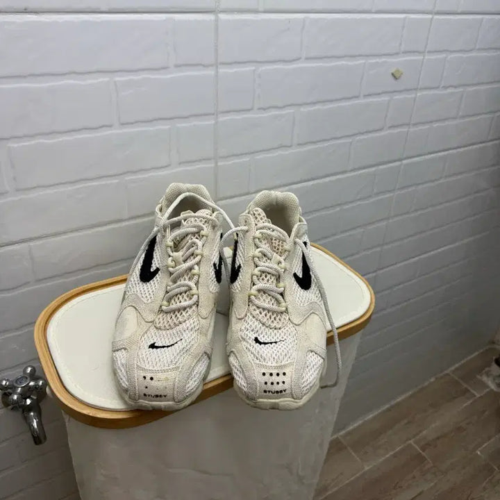 [SOLD OUT] 나이키 스투시 줌 스피리돈 케이지 2 CQ5486-200 285mm