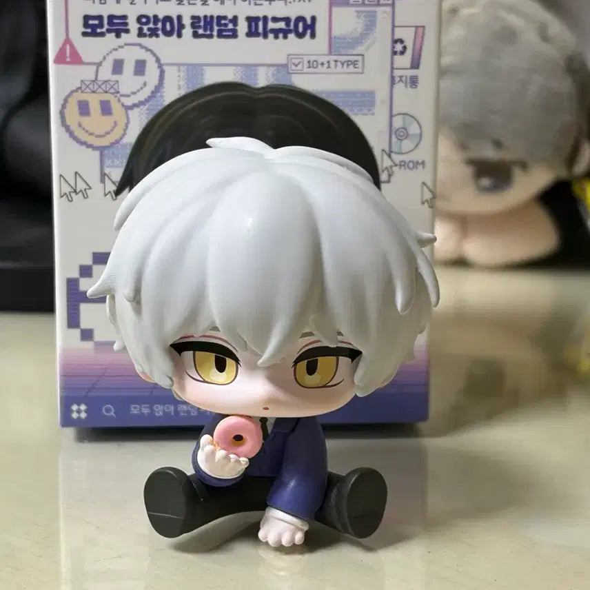 [SOLD OUT] 괴담출근 괴출 모두 앉아 랜덤 피규어 제삼 J3 제이