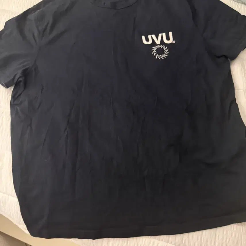 [BUNJANG] uvu 인시그니아 반팔티 m / uvu 인시그니아 반팔티 m