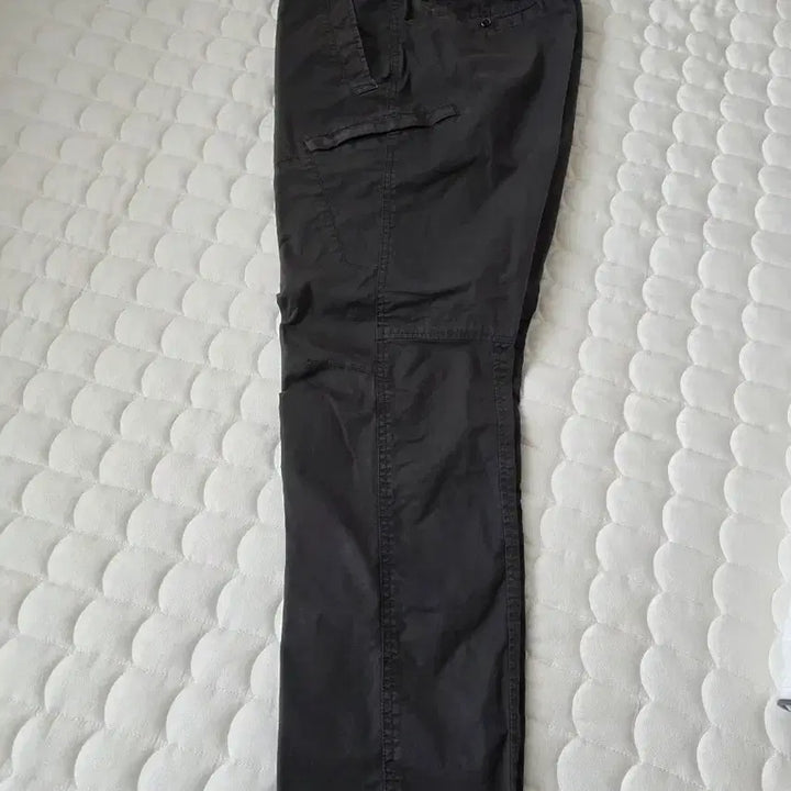 [SOLD OUT] 정품CP컴퍼니블랙카고 바지(춘하용)