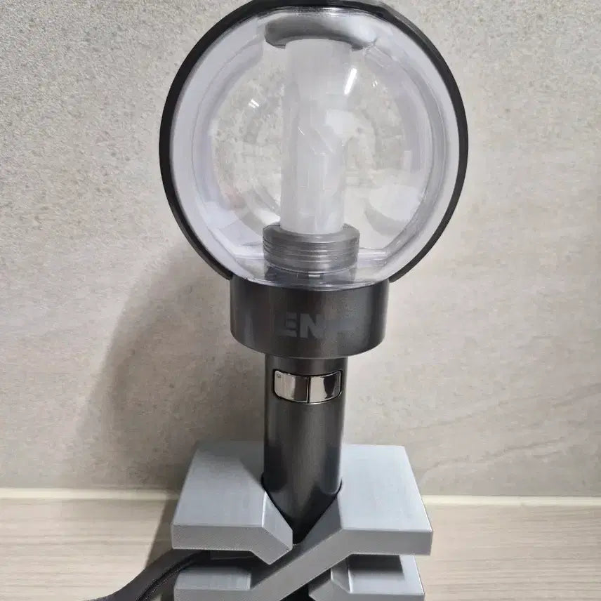 [BUNJANG] ENHYPEN Light Stick Stand / 엔하이픈 응원봉 &