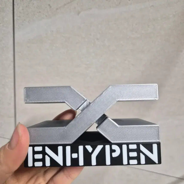 [BUNJANG] ENHYPEN Light Stick Stand / 엔하이픈 응원봉 &