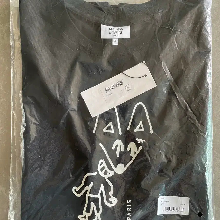 [BUNJANG] 메종 키츠네 파티 폭스 컴포트 티셔츠 블랙 [L,XL] / 메종 키츠네 파티 폭스 컴포트 티셔츠 블랙 [L,XL]