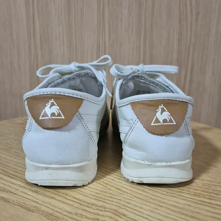 [SOLD OUT] 르꼬끄 포폴라 가죽 스니커즈 240