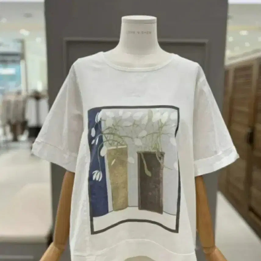 [BUNJANG] Love &amp; Show Floral Print Blouse / 러브앤쇼 블라우스