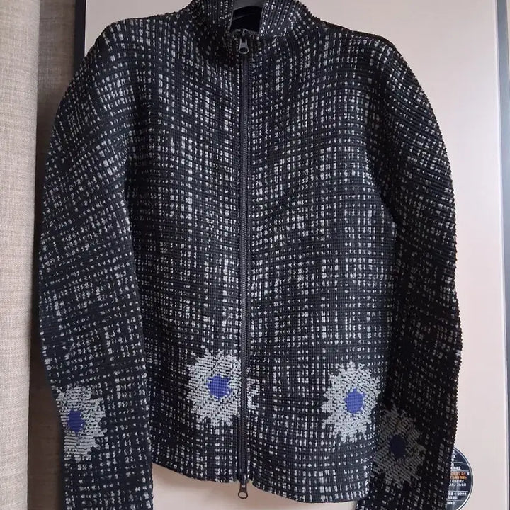[SOLD OUT] 이세이미야케 me 집업자켓
