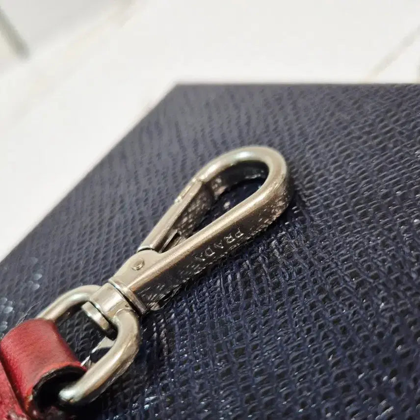 [BUNJANG] Prada Saffiano Leather Keyring Key Holder / (정품) 프라다 사피아노 가죽 키링 키홀더