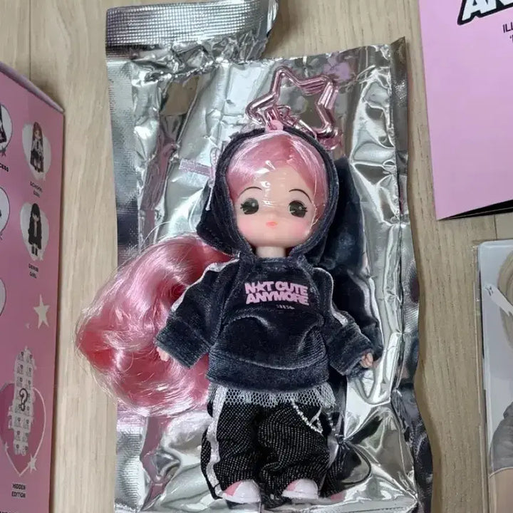 [SOLD OUT] 아일릿 리틀미미 후디걸 풀박스(단순개봉)