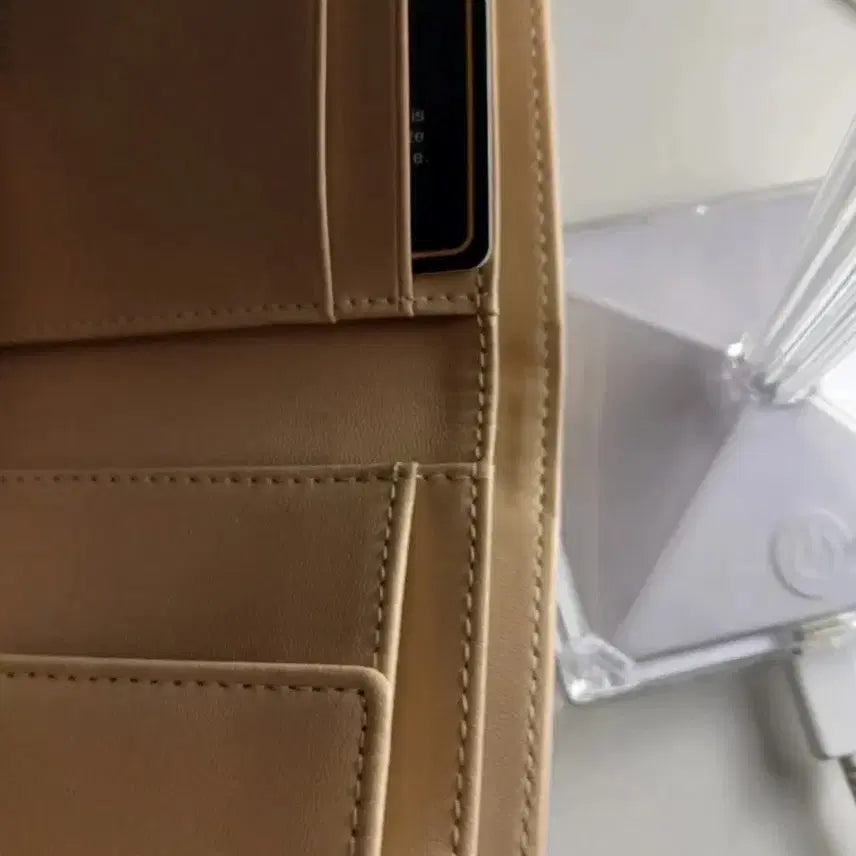 [BUNJANG] Beige Lambskin Quilted Tri-Fold Card Wallet / 베이지 램스킨 퀼팅 3단 카드지갑