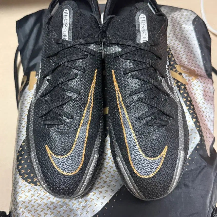 [BUNJANG] Nike Phantom GT Elite FG Soccer Cleats / 나이키 팬텀gt 엘리트 fg 260