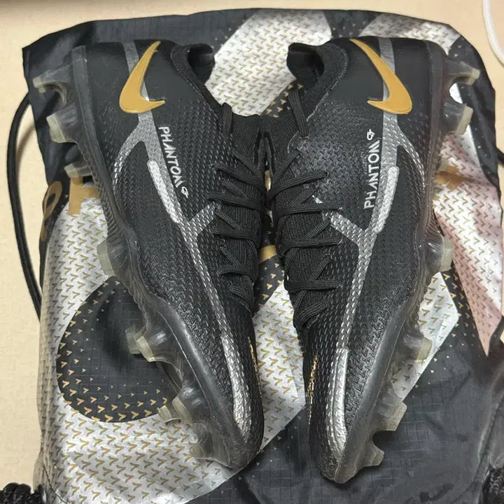 [BUNJANG] Nike Phantom GT Elite FG Soccer Cleats / 나이키 팬텀gt 엘리트 fg 260