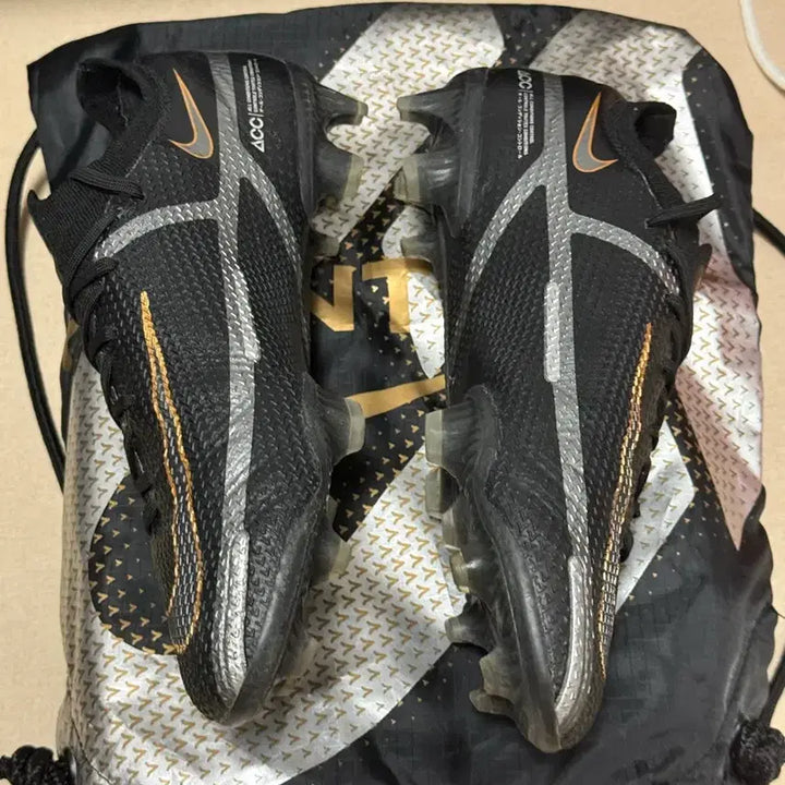 [BUNJANG] Nike Phantom GT Elite FG Soccer Cleats / 나이키 팬텀gt 엘리트 fg 260