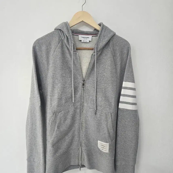 [BUNJANG] Thom Browne Hooded Zip-up Gray Jacket / [4]톰브라운 후드집업 사선완장