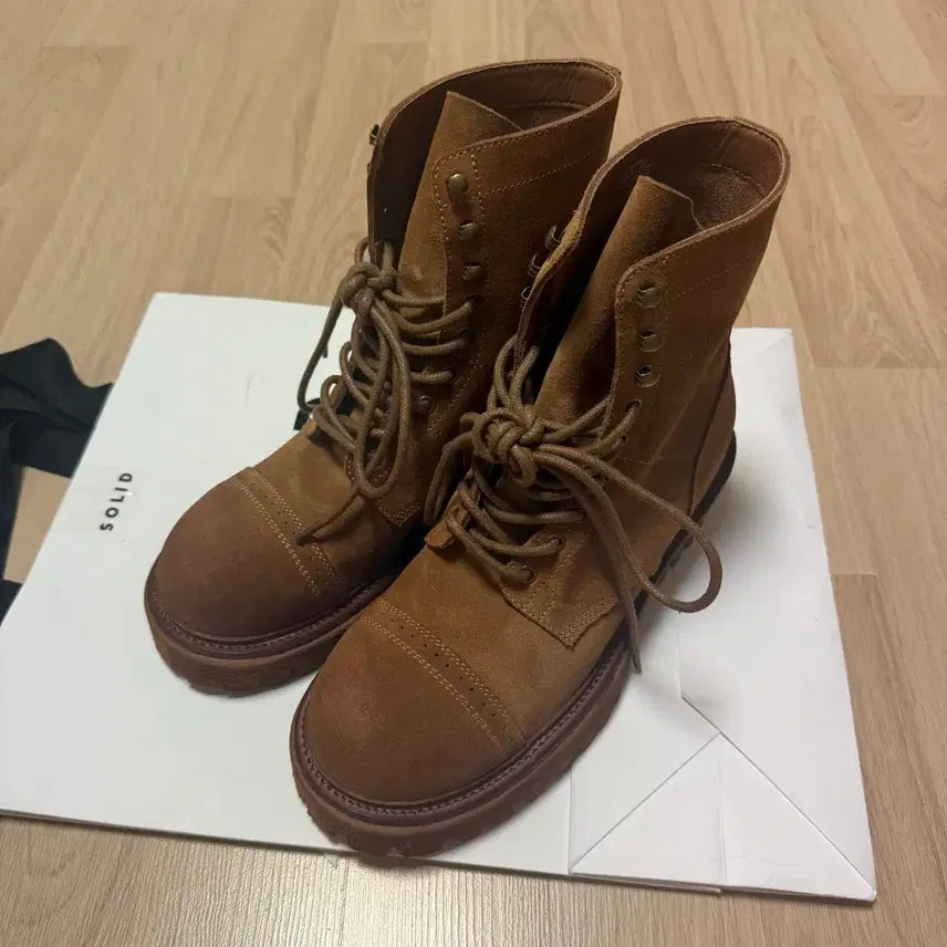 [BUNJANG] 야세 6.5cm 에어 코만도솔 카우하이드 부츠 베이지 270 한번신음 / 야세 6.5cm 에어 코만도솔 카우하이드 부츠 베이지 270 한번신음