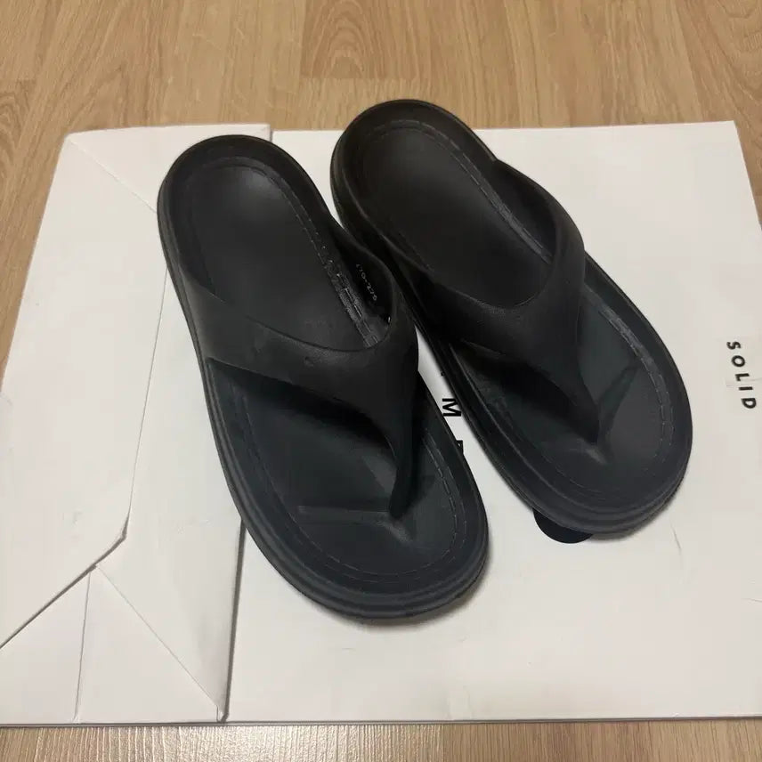 [SOLD OUT] 식스핏 5cm 플라이 오버 플립플랍 쪼리 270-275 두번신음