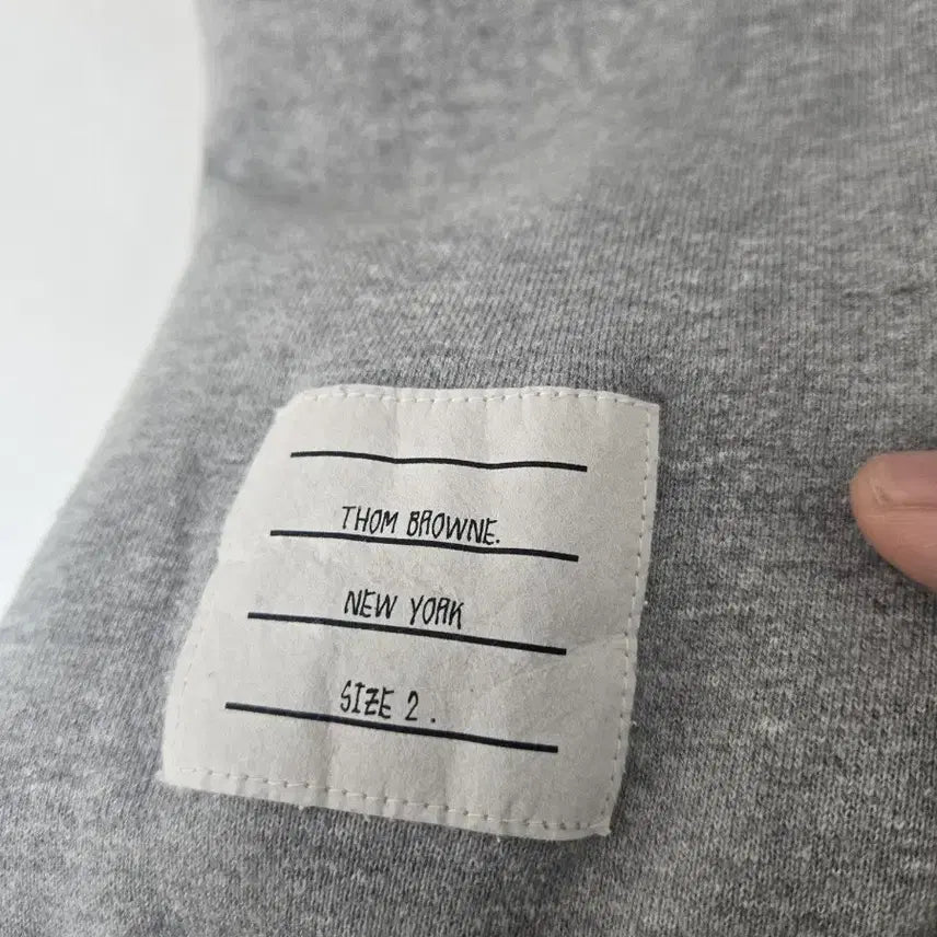 [BUNJANG] Thom Browne Jogger Pants / [2]톰브라운 조거팬츠 사선완장