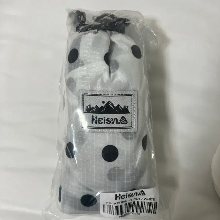 [SOLD OUT] 하이산 경량 도트 백팩 화이트 미개봉