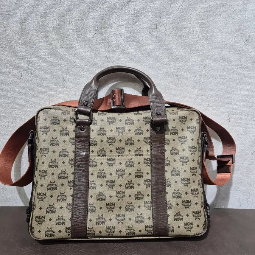 [SOLD OUT] MCM 로고 패턴 서류 가방