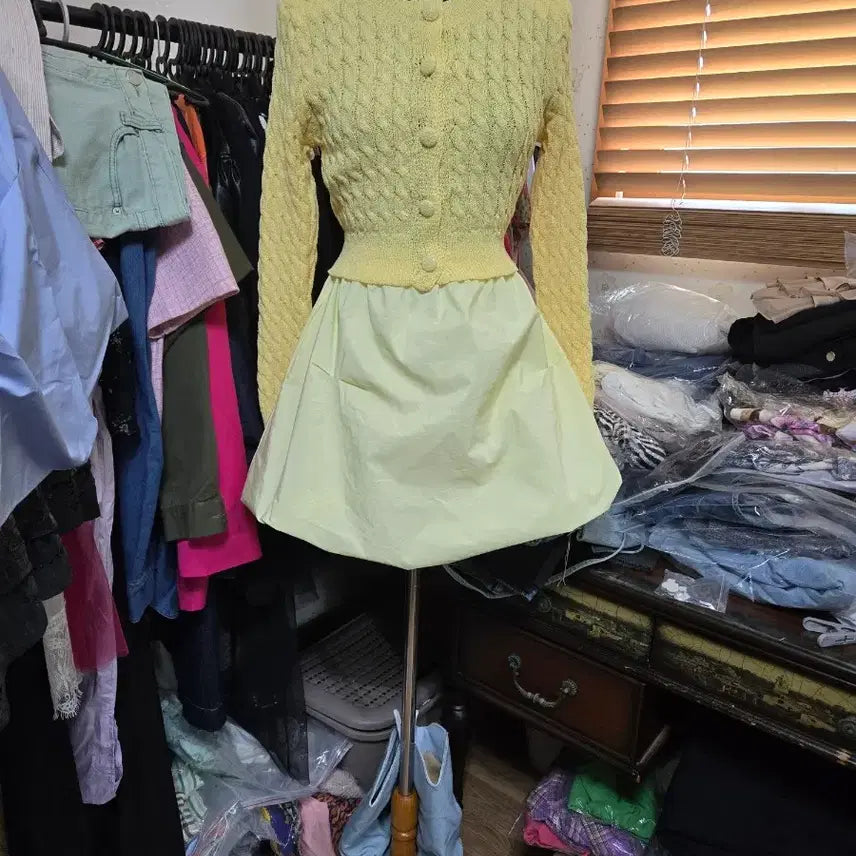 [BUNJANG] Yisobi Yellow Balloon Skirt / Yisobi 옐로우 벌룬 스커트 새상품