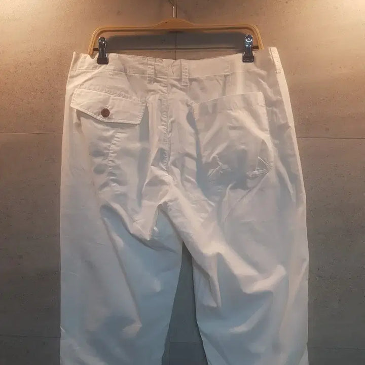 [BUNJANG] Jieor White Crop Pants / Jieor. 초럭셔리. 화이트 크롭 팬츠.