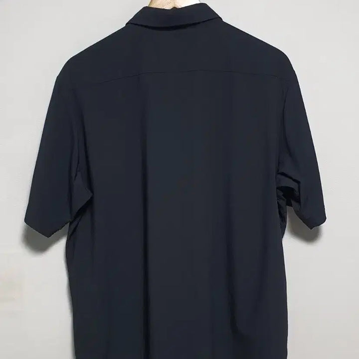 [SOLD OUT] 네파 신형 기능성 반팔 카라티 100사이즈 블랙