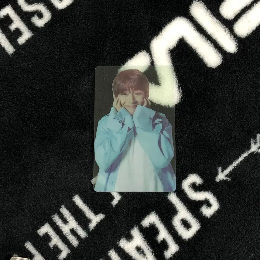 [SOLD OUT] 방탄 윙즈투어 윙즈콘 아미부스 포카 태형뷔 BTS WINGS POCA