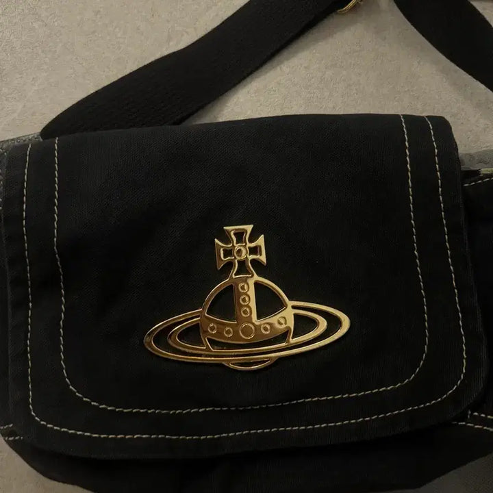 [SOLD OUT] 월요일만)비비안웨스트우드 코튼 숄더백