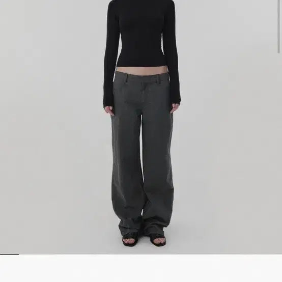 [BUNJANG] suade semi wide pants charcoal (기명 콜라보 / suade semi wide pants charcoal (기명 콜라보