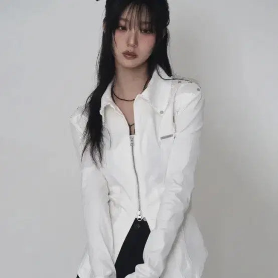 [SOLD OUT] 에트오소메 데미지 아일렛 코르셋 자켓 화이트
