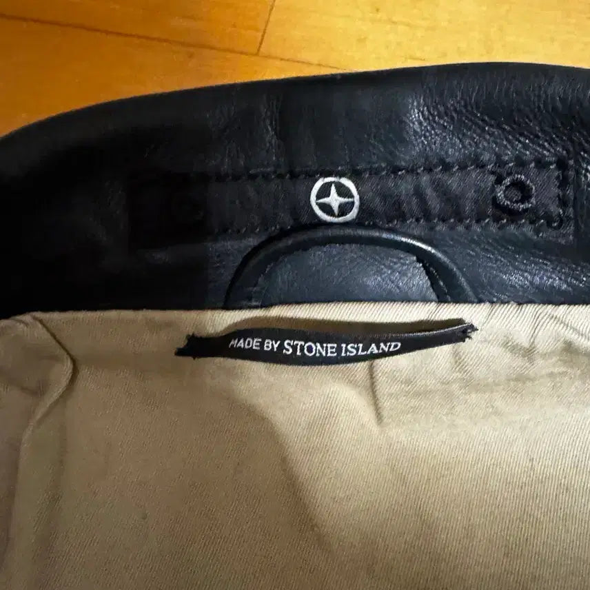 [SOLD OUT] 스톤아일랜드 가죽자켓
