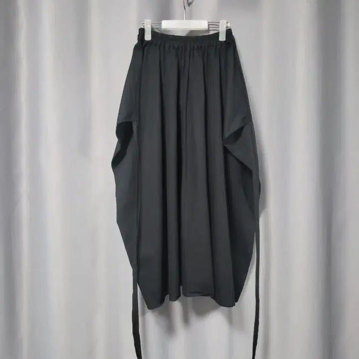 [SOLD OUT] 묶음 면 롱스커트