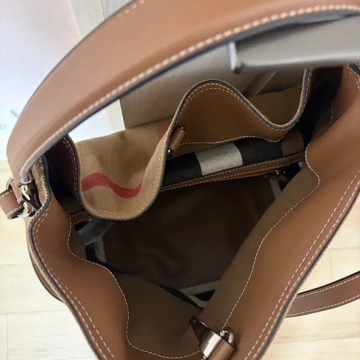 [SOLD OUT] 버버리 호보백