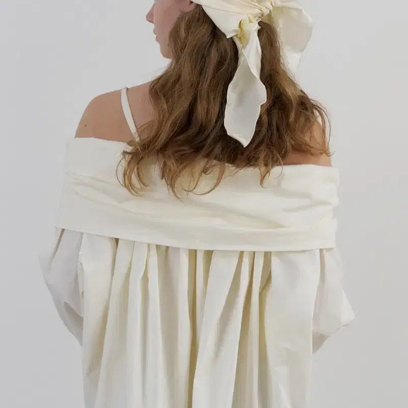 [BUNJANG] 리본빛 Julian Blouse - Ivory / 리본빛 Julian Blouse - Ivory