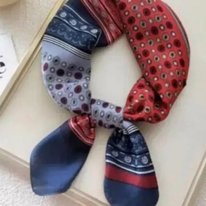 [SOLD OUT] 패턴 스카프 (새상품)
