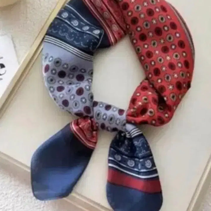 [SOLD OUT] 패턴 스카프 (새상품)