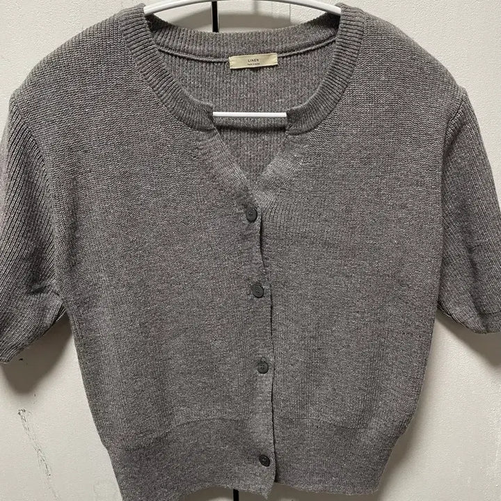 [BUNJANG] Gray Short-Sleeve Knit Cardigan / 회색 반팔 니트 가디건