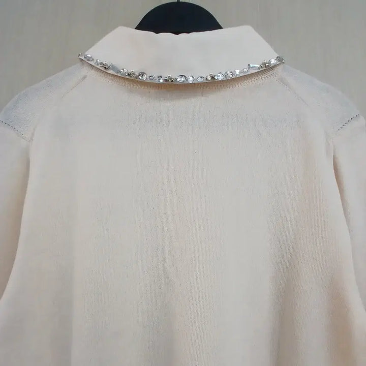 [BUNJANG] BCBG Ivory Rhinestone Collar Knit Top (Size 55) / BCBG 아이보리 카라 니트 55사이즈