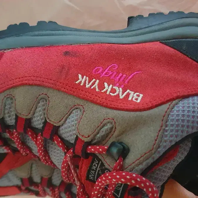 [BUNJANG] Black Yak Zingo Hiking Boots / 블랙야크 등산화