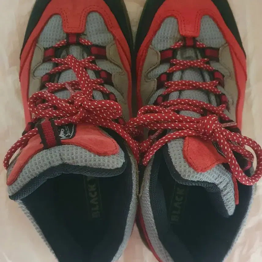 [BUNJANG] Black Yak Zingo Hiking Boots / 블랙야크 등산화