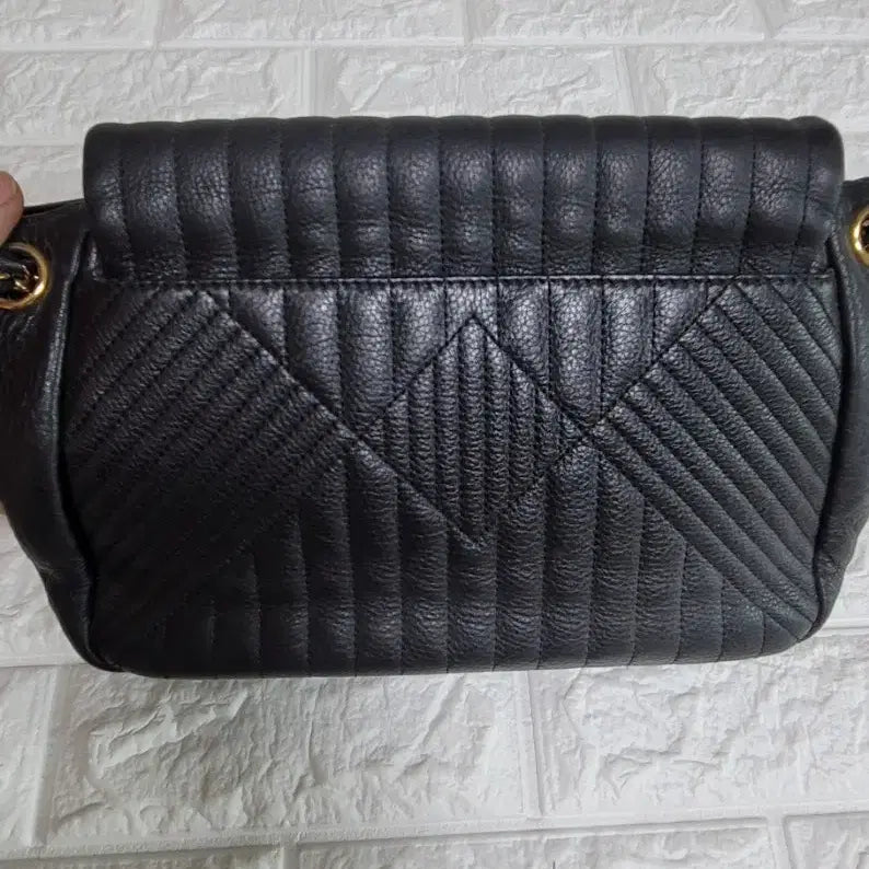 [BUNJANG] Daks Quilted Chain Shoulder Bag / 닥스 블랙 퀼팅 체인 숄더백