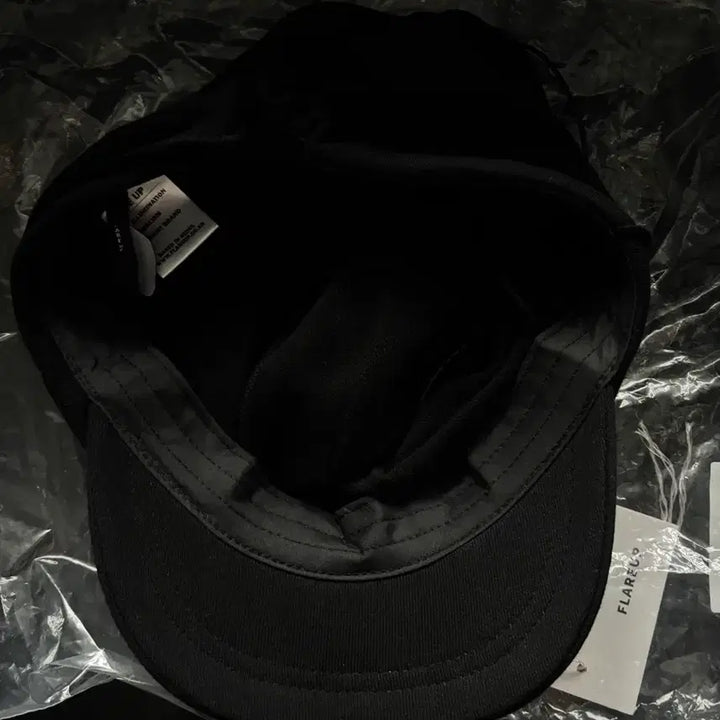 [SOLD OUT] 플레어업 모자