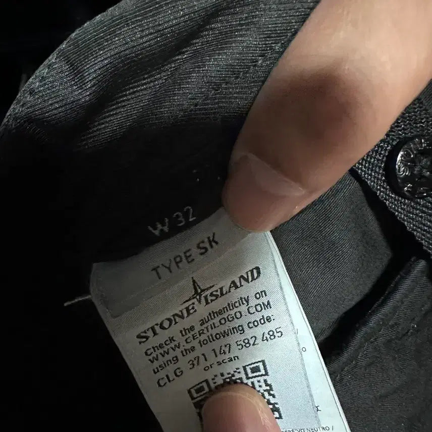 [BUNJANG] Stone Island Black Cargo Pants / 스톤아일랜드 블랙 카고 바지