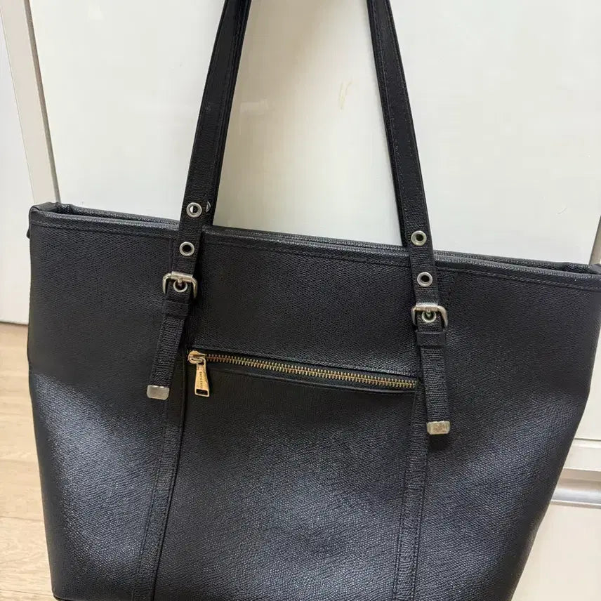 [SOLD OUT] 바나바나  토트 크로스백(상태깨끗)
