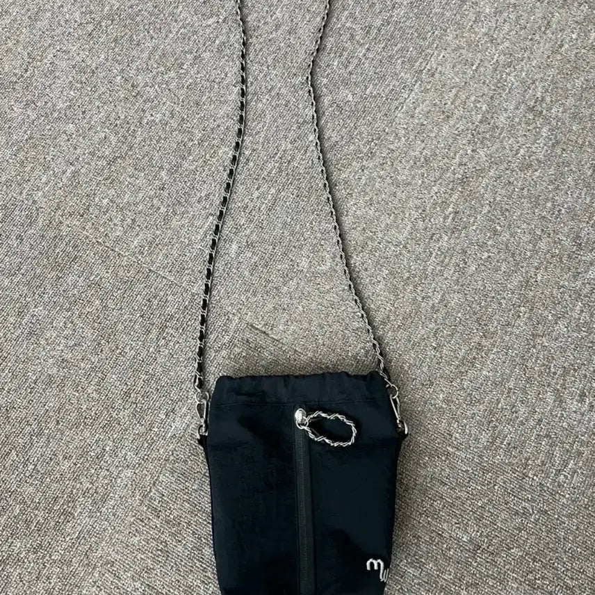 [BUNJANG] Modest Mood Chain Crossbody Mini Bag / 모데스트무드 체인 크로스백 미니