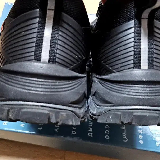 [BUNJANG] Blackyak Trekking Shoes Dial Closure Black / 블랙야크 트레킹화 블랙 다이얼 운동화
