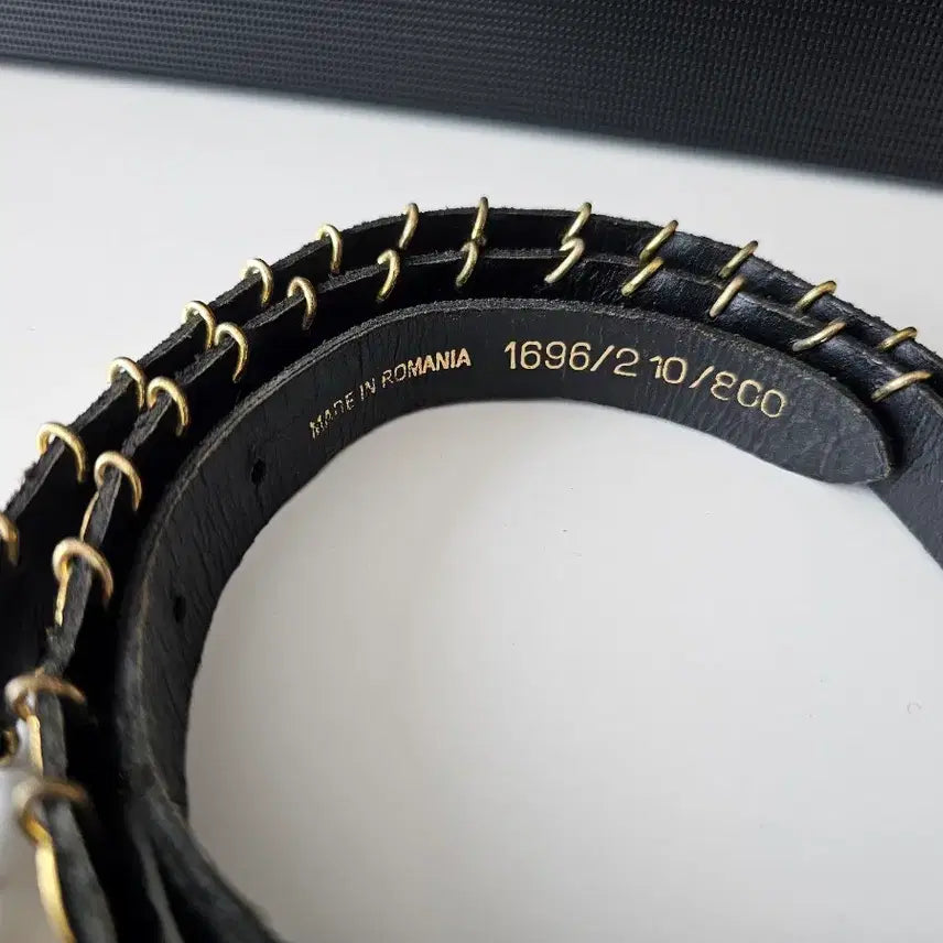 [BUNJANG] ZARA Men Gold Stud Slim Leather Belt / ZARA 자라맨 골드 스터드 슬림 레더 벨트
