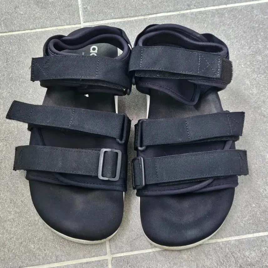 [BUNJANG] Adidas Black Strap Sandals / 아디다스 블랙 스트랩 샌들