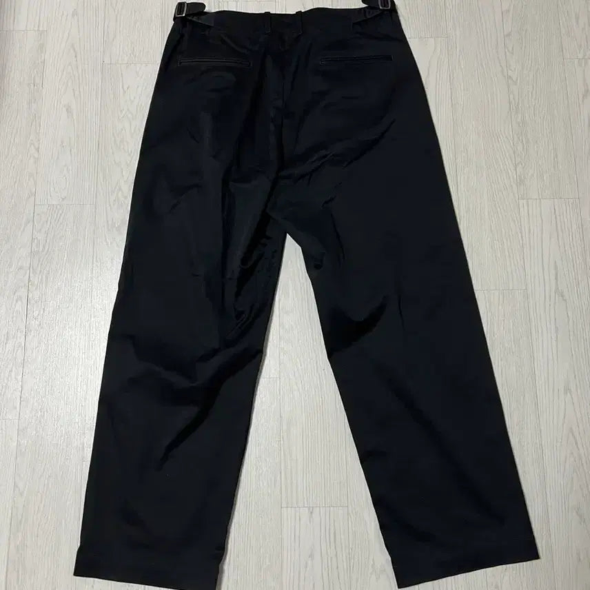 [BUNJANG] Roughside Officer Pants Black Size 3 / 러프사이드 오피서 팬츠 블랙 3사이즈