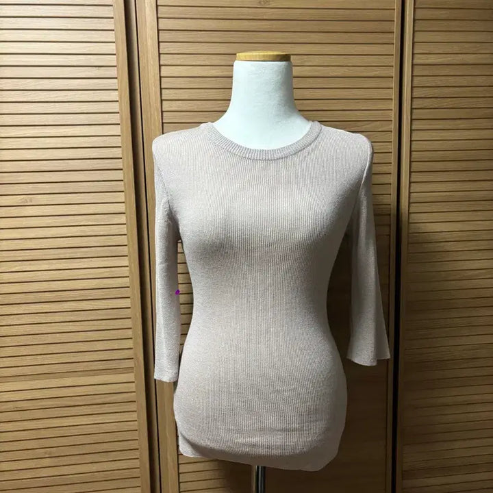 [BUNJANG] LB 5-Button Knit Imported Feminine Clothing Beige / LB 5부 니트 수입의류 페미닌 홀복 베이지