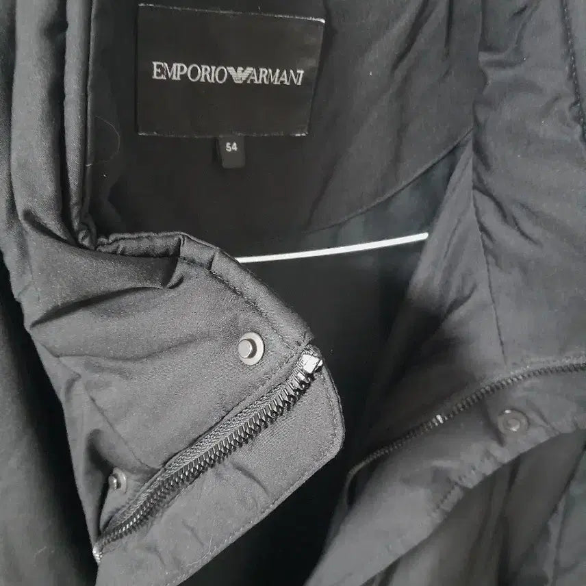 [BUNJANG] Emporio Armani Lightweight Padded Jacket / 명품의 품격, 엠포리오 아르마니 정품 경량 패딩 /105~11